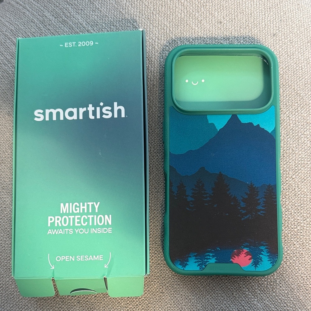 Smartish Green and Blue Mountain Phone Case